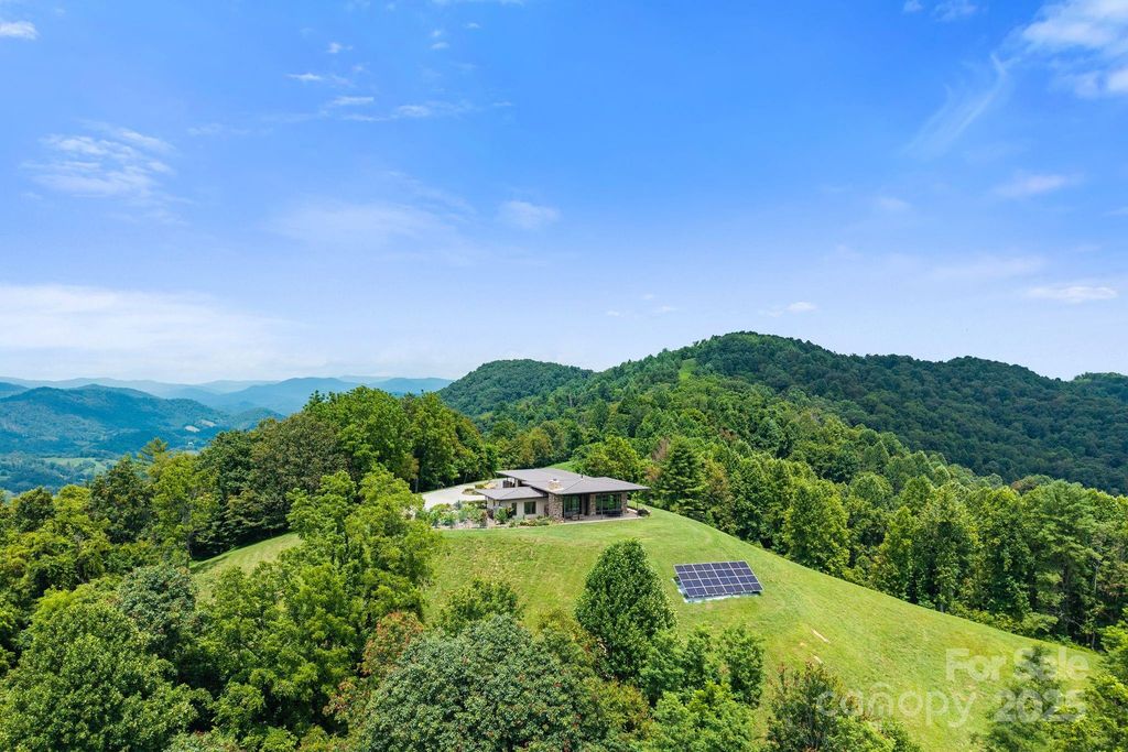 1045 & 1047 Graham Road, Marshall, NC 28753