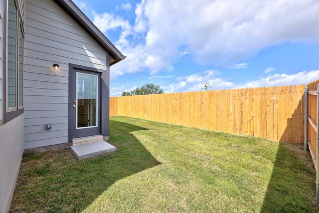 123 Tolo DR, Elgin, TX 78621