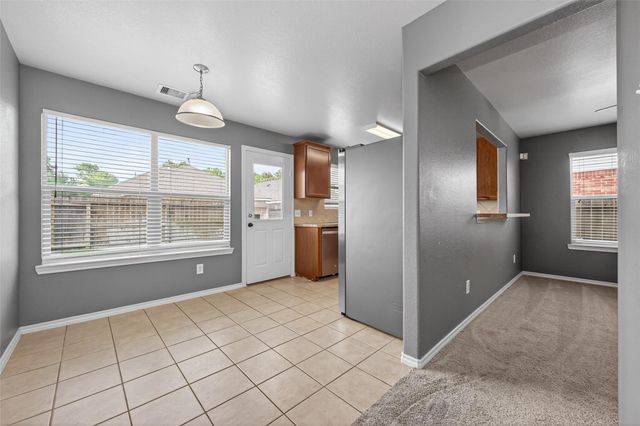 1431 Joy Oaks Lane, Houston, TX 77073