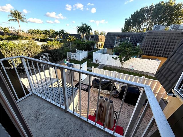 22185 Boca Rancho Dr D, Boca Raton, FL 33428