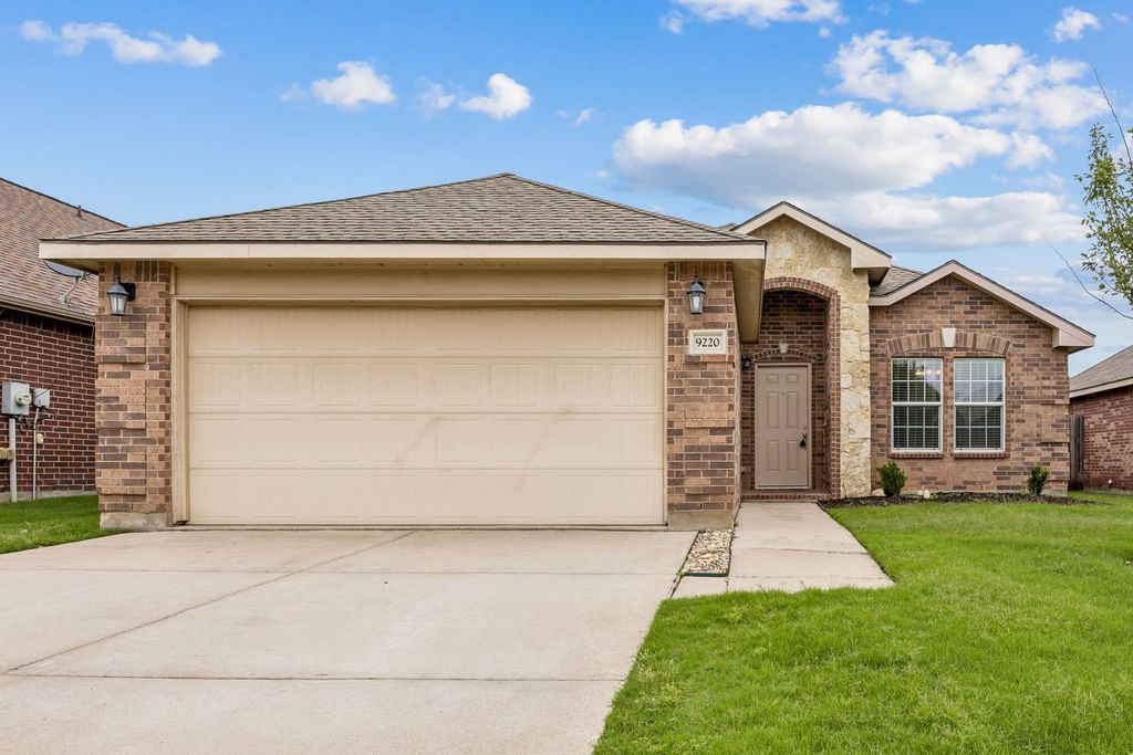 9220 Los Cabos Trail, Fort Worth, TX 76177