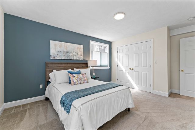 24 Glen St 1, Somerville, MA 02145