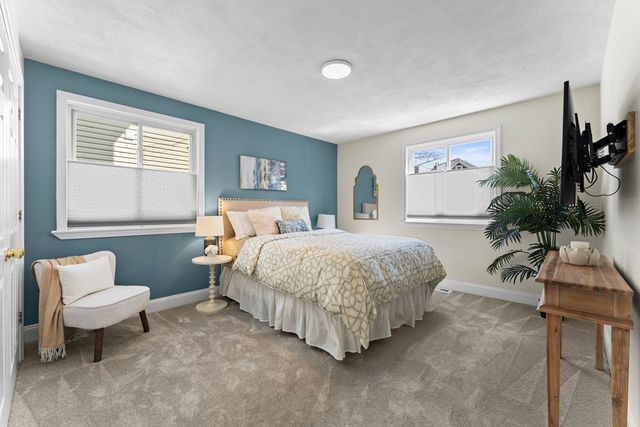 24 Glen St 1, Somerville, MA 02145