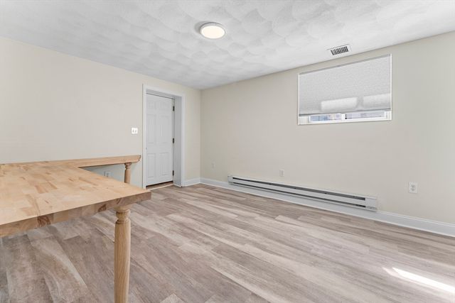 24 Glen St 1, Somerville, MA 02145