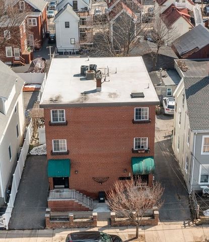 24 Glen St 1, Somerville, MA 02145