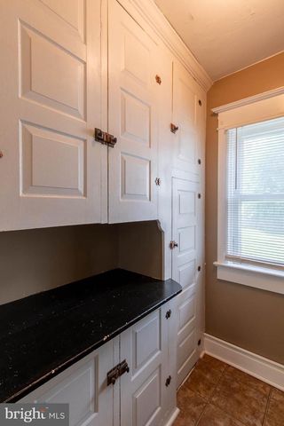 405 PORTER AVE, Martinsburg, WV 25401