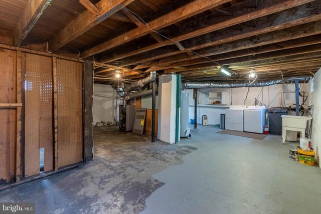 405 PORTER AVE, Martinsburg, WV 25401