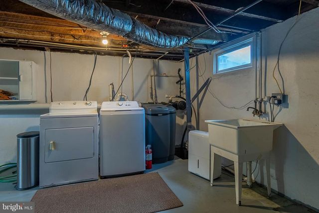 405 PORTER AVE, Martinsburg, WV 25401