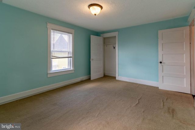 405 PORTER AVE, Martinsburg, WV 25401