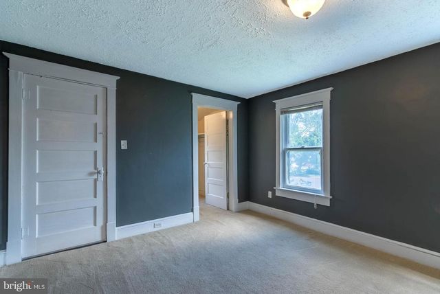 405 PORTER AVE, Martinsburg, WV 25401