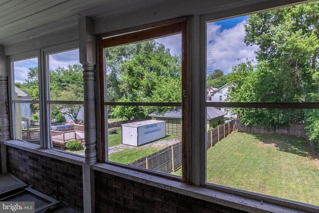 405 PORTER AVE, Martinsburg, WV 25401