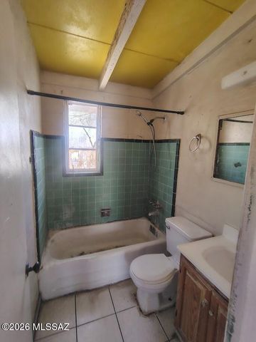 5641 E 31st Street, Tucson, AZ 85711