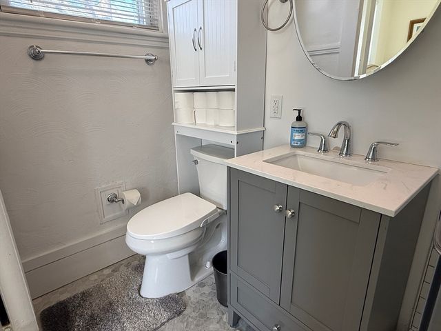 162 Babcock St 2, Brookline, MA 02446