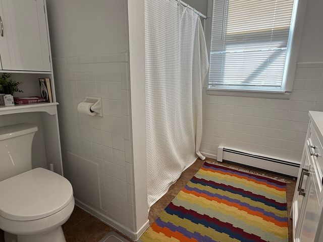 162 Babcock St 2, Brookline, MA 02446