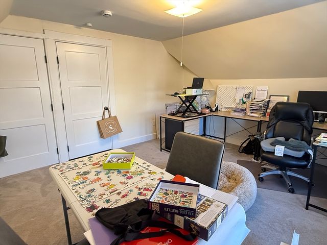162 Babcock St 2, Brookline, MA 02446