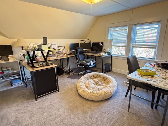 162 Babcock St 2, Brookline, MA 02446