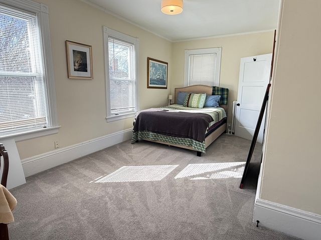 162 Babcock St 2, Brookline, MA 02446