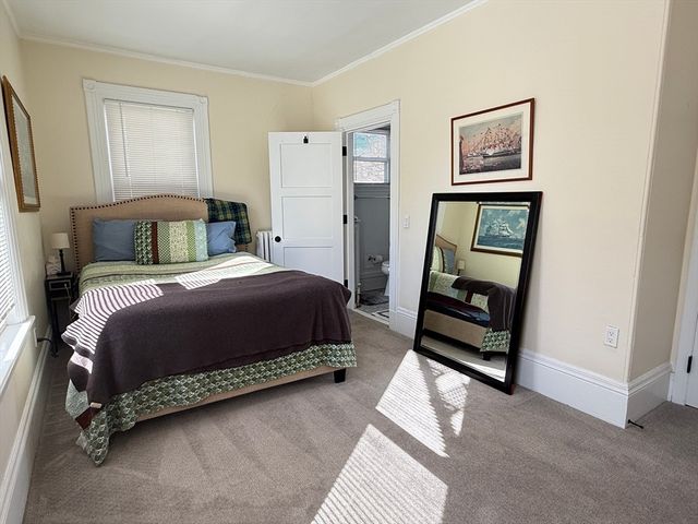 162 Babcock St 2, Brookline, MA 02446