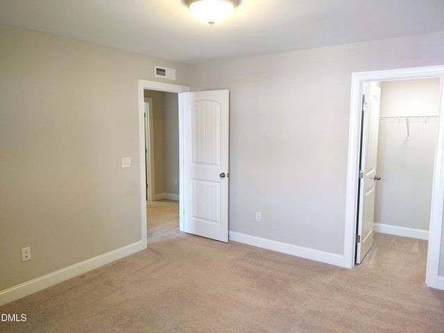 2719 Masonboro Ferry, Apex, NC 27502