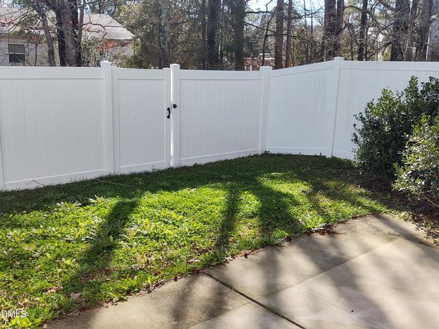 2719 Masonboro Ferry, Apex, NC 27502