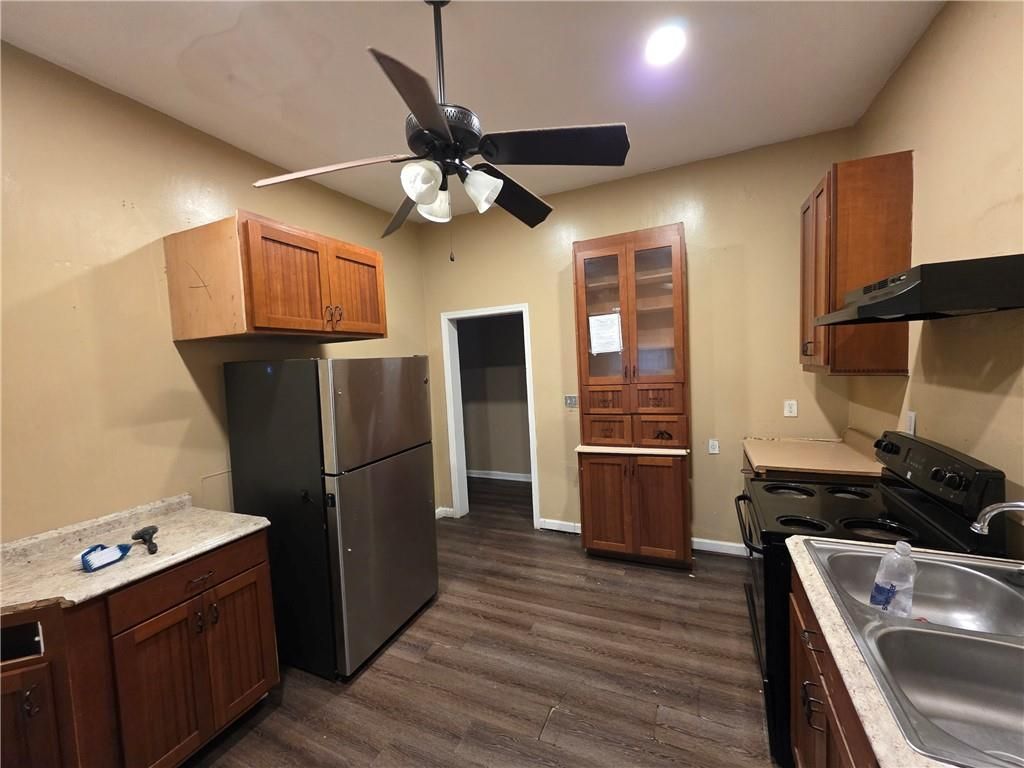 Image 4 of property listing at 114 Moury SE Avenue, Atlanta, GA 30315