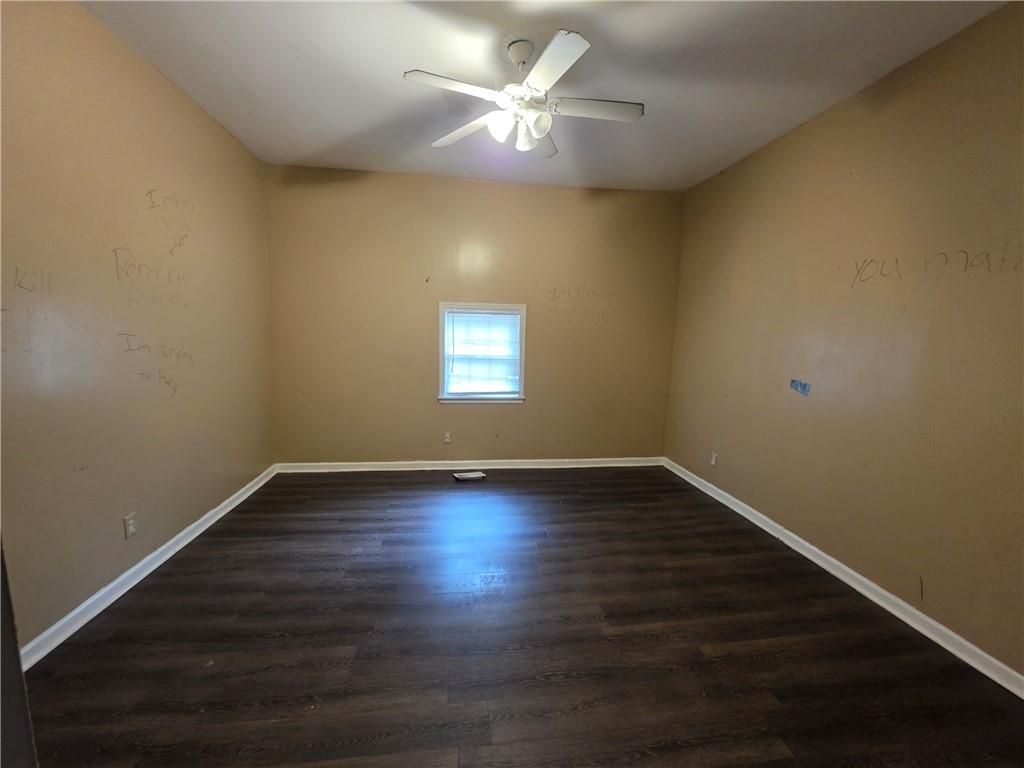 Image 7 of property listing at 114 Moury SE Avenue, Atlanta, GA 30315