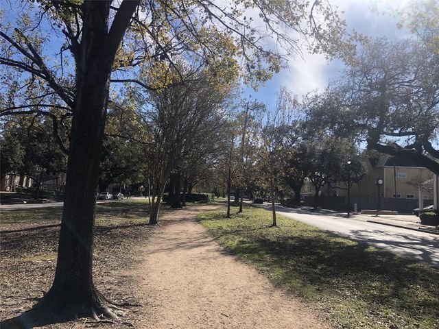 1810 Cortlandt Street, Houston, TX 77008