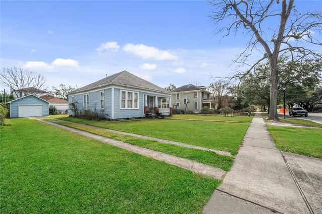 1810 Cortlandt Street, Houston, TX 77008