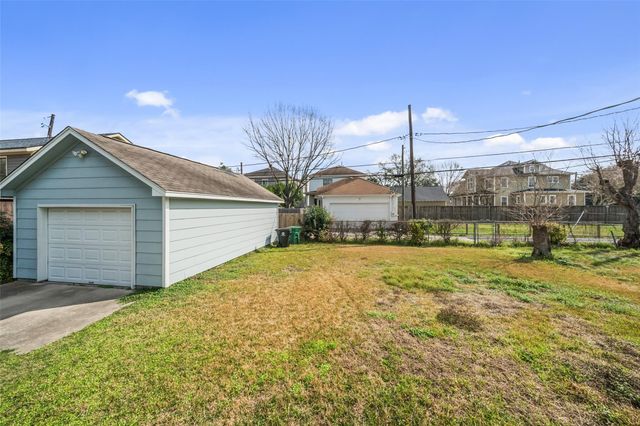1810 Cortlandt Street, Houston, TX 77008