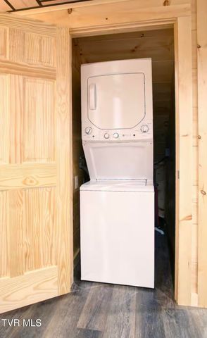 817 String Run Way, Pigeon Forge, TN 37863