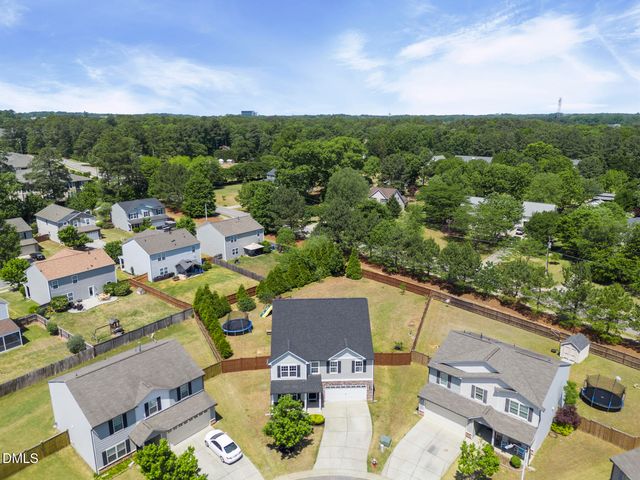 2629 Fortrose Lane, Fuquay Varina, NC 27526