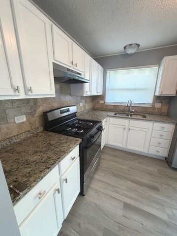 17909 Chartres Court, Hazel Crest, IL 60429