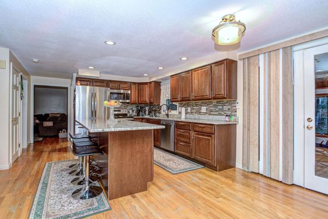 3 Abbey Road, Bow, NH 03304