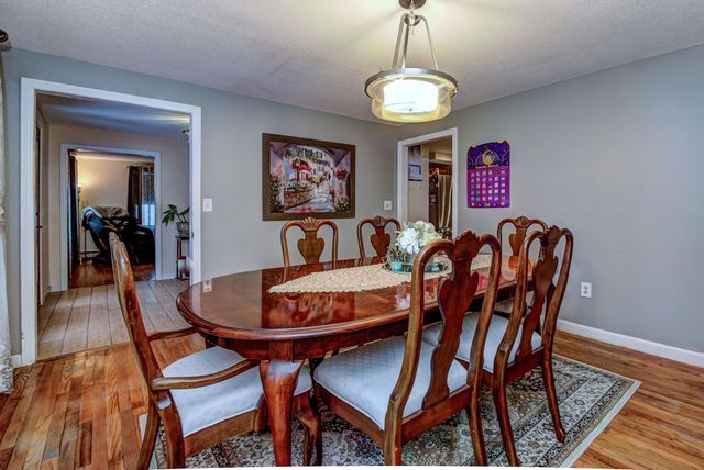 3 Abbey Road, Bow, NH 03304