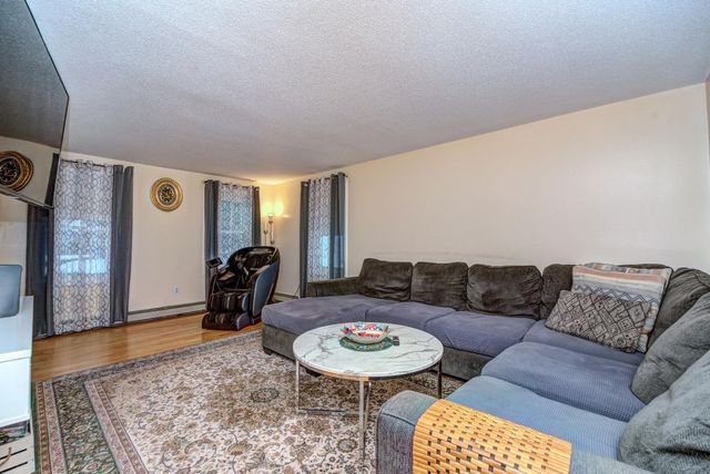 3 Abbey Road, Bow, NH 03304