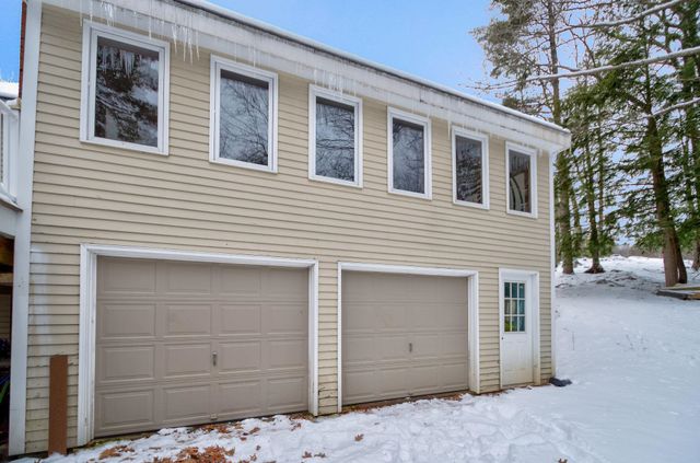 3 Abbey Road, Bow, NH 03304