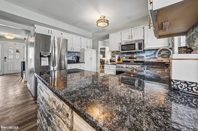 16845 Tremlett Drive, Clinton Twp, MI 48035