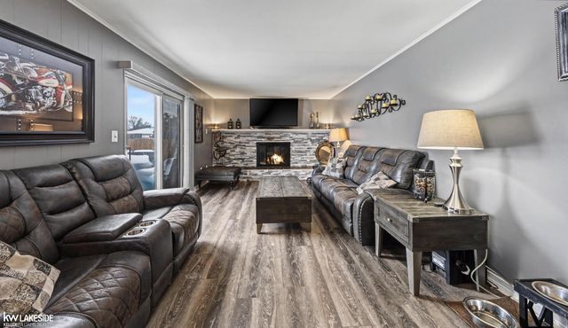 16845 Tremlett Drive, Clinton Twp, MI 48035