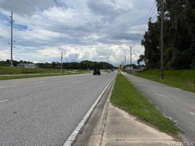 2662 E Norvell Bryant Highway, Hernando, FL 34442