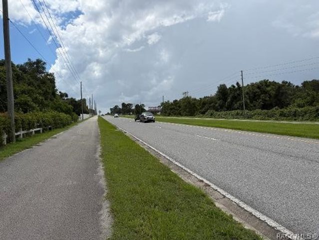 2662 E Norvell Bryant Highway, Hernando, FL 34442