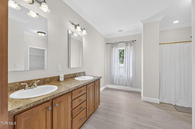 23767 Archery Range Road, Bristol, VA 24202