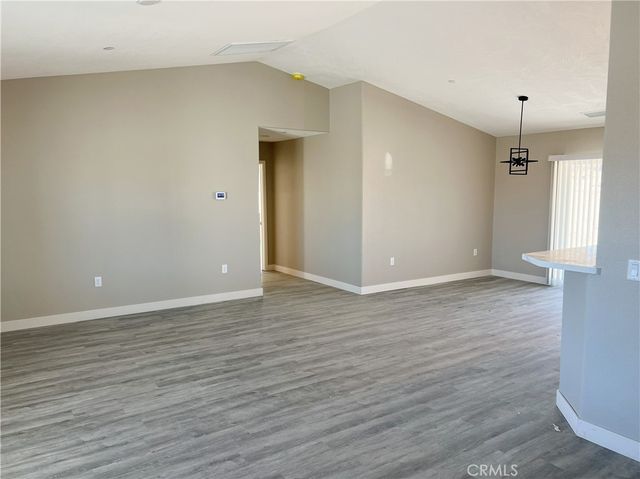 16452 Llanada Avenue, Victorville, CA 92394