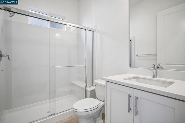 17417 Bushwick Lane, Lathrop, CA 95330