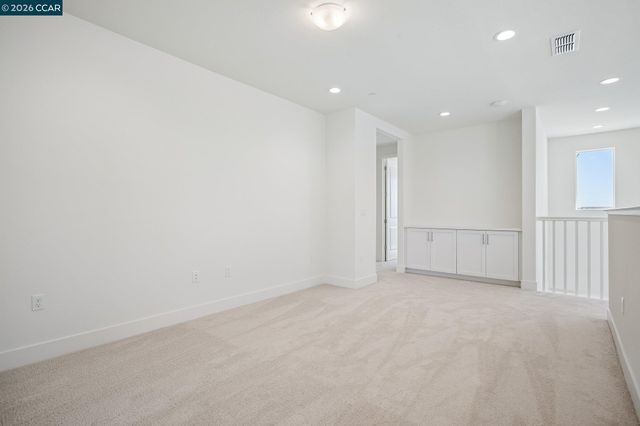 17417 Bushwick Lane, Lathrop, CA 95330