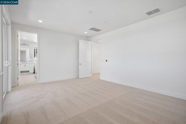 17417 Bushwick Lane, Lathrop, CA 95330