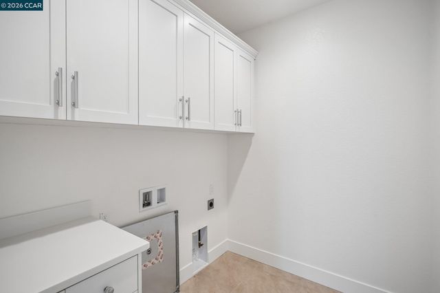 17417 Bushwick Lane, Lathrop, CA 95330