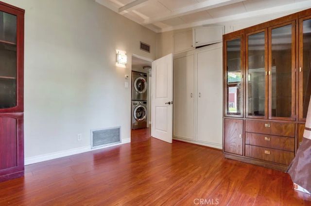20606 Skouras Drive, Winnetka, CA 91306