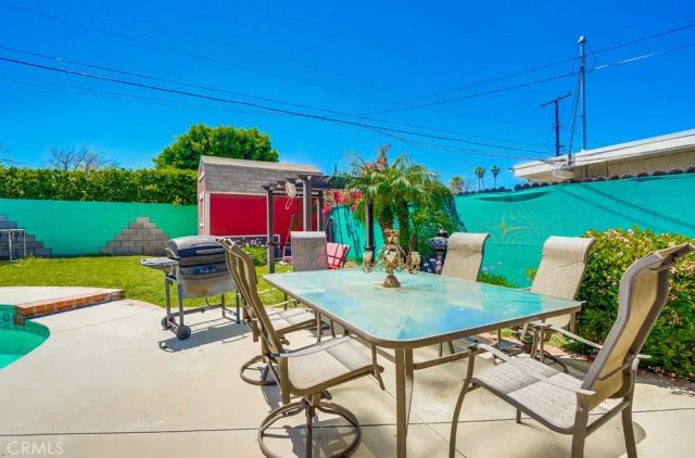 20606 Skouras Drive, Winnetka, CA 91306