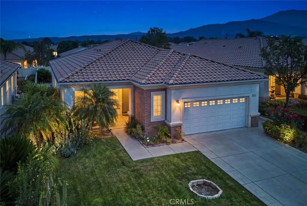 930 Avenal, Beaumont, CA 92223