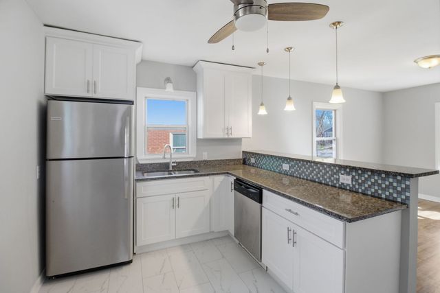 222 S Hudson Street, Westmont, IL 60559